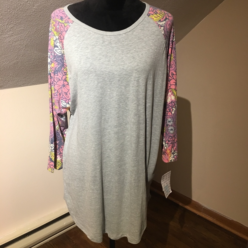Heathered Gray LLR Randy w Floral Sleeve